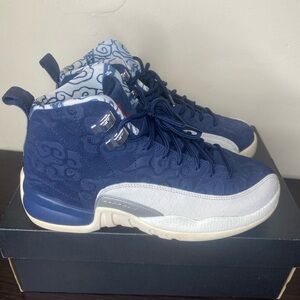 Boys Pre-Owned Jordan 12